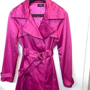 FABULOUS PINK sateen trench EXCELLENT condition -FULLY LINED SIZE SMALL - BEBE